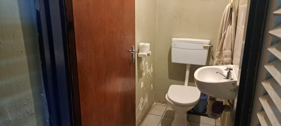 Commercial Property for Sale in Caledon Western Cape
